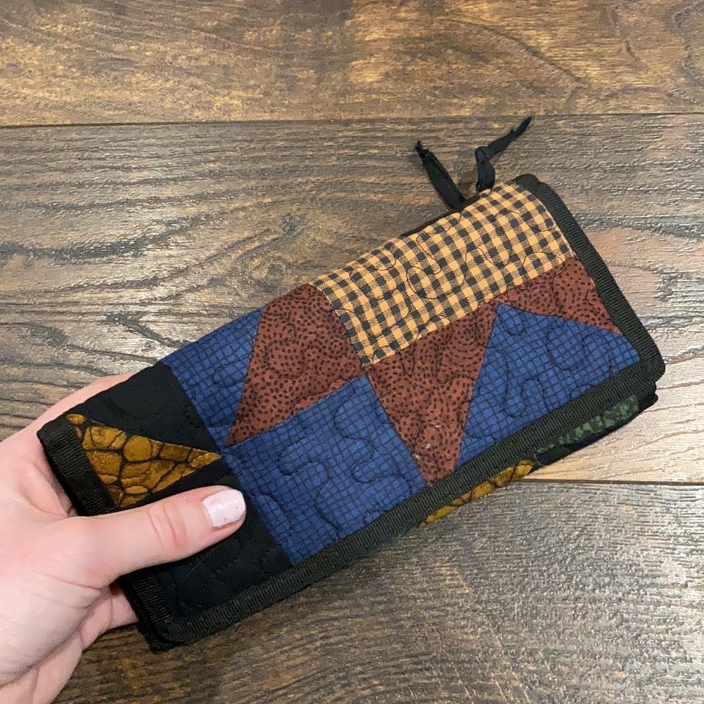 Donna Sharp Wallet